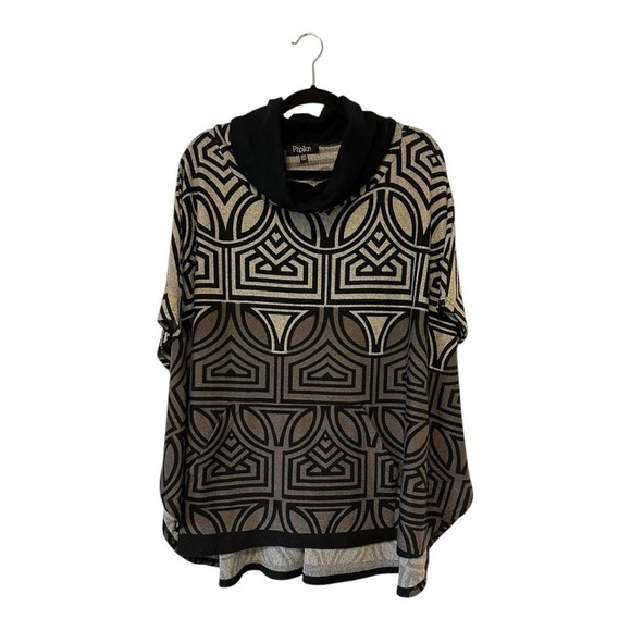 Papillon Poncho Sweater Cowl Neck Geometric Design Knit Beige Womens S/M - Picture 1 of 11